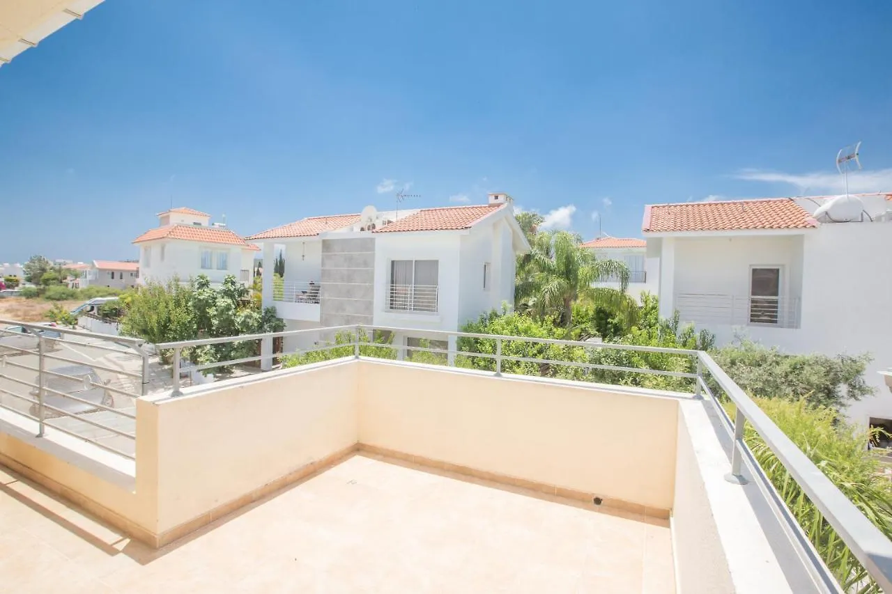 Delfini Villas Протарас