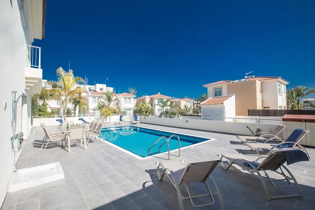 Delfini Villas Protaras