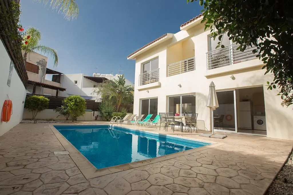 Delfini Villas Protaras